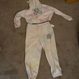 Keith haring sweatshirt with matching sweatpants